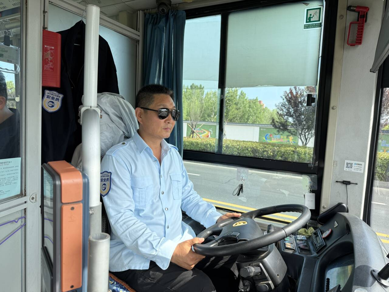 暖心！外地游客點(diǎn)贊連云港公交司機(jī)“活地圖”式服務(wù)