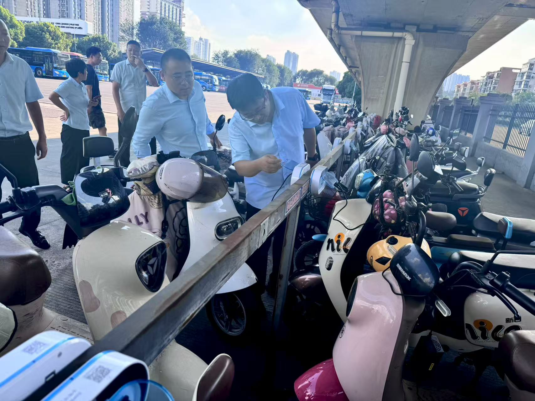 东部公交开展场站安全专项检查