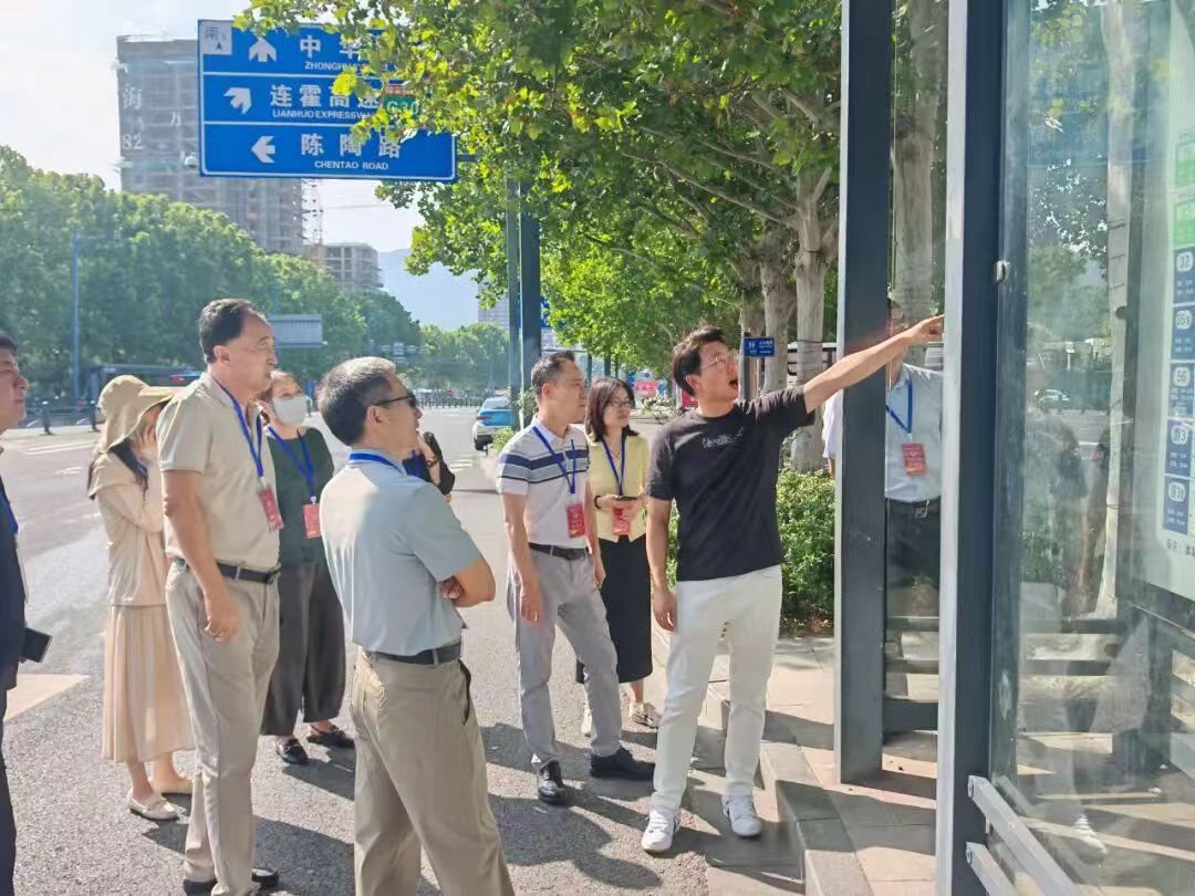 东部公交公司配合连云区政协开展公交 优化调研活动