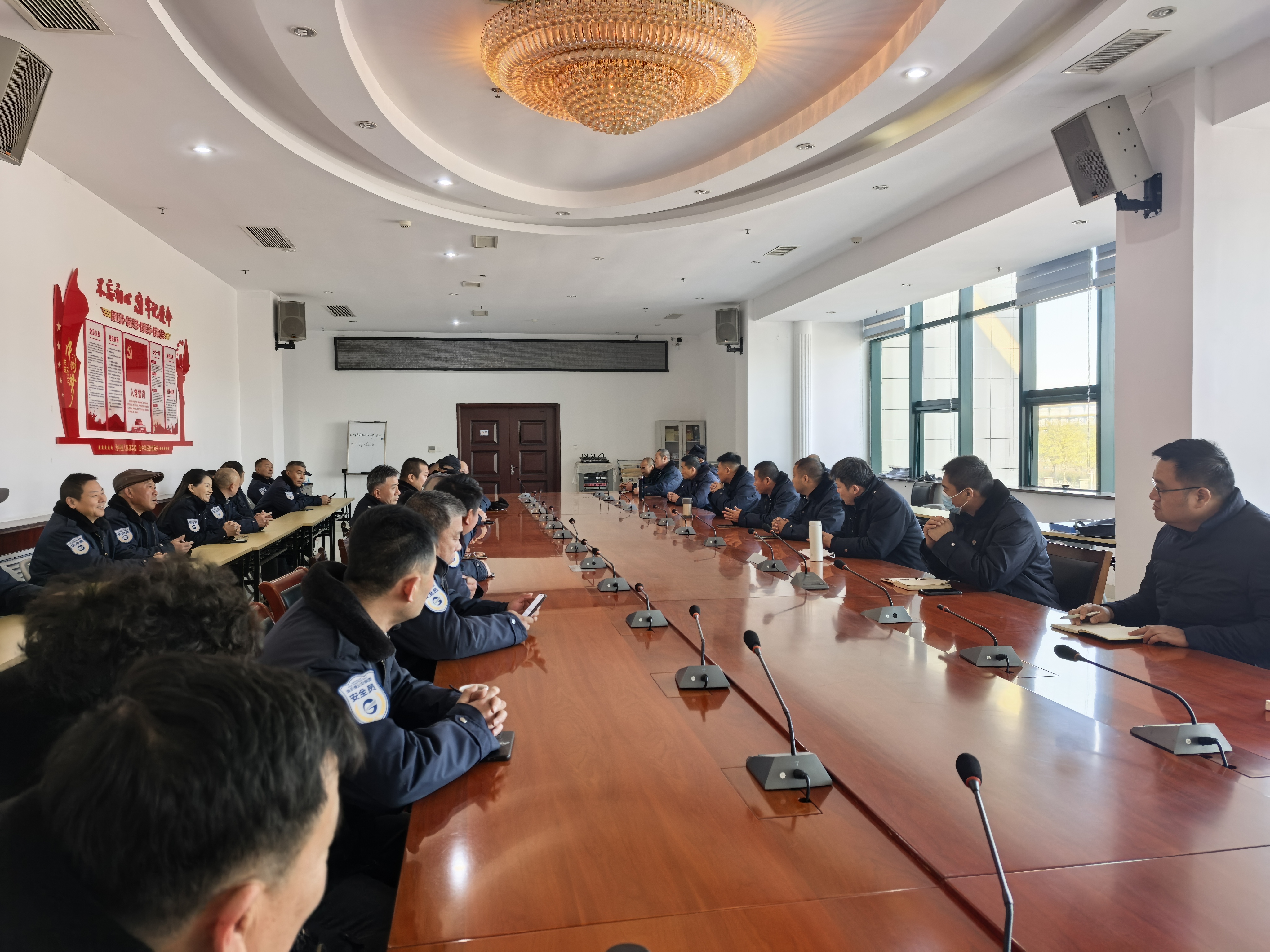 佳連公交公司開展通勤班車駕駛員 “文明服務安全駕駛”專項培訓